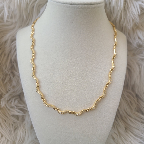 Vintage Swarovski Rhodium Plated Gold Toned Necklace- Excellent Condition